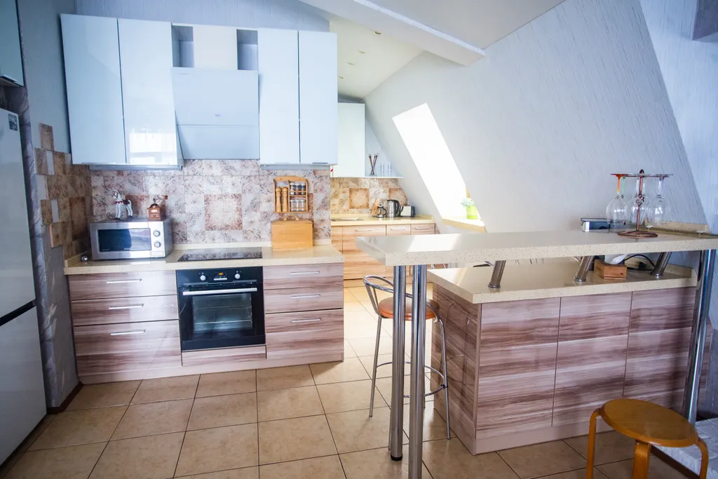 Где начинался город, с видом на море