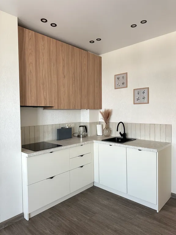 Уютная новая квартира с дизайнерским ремонт с видом на город