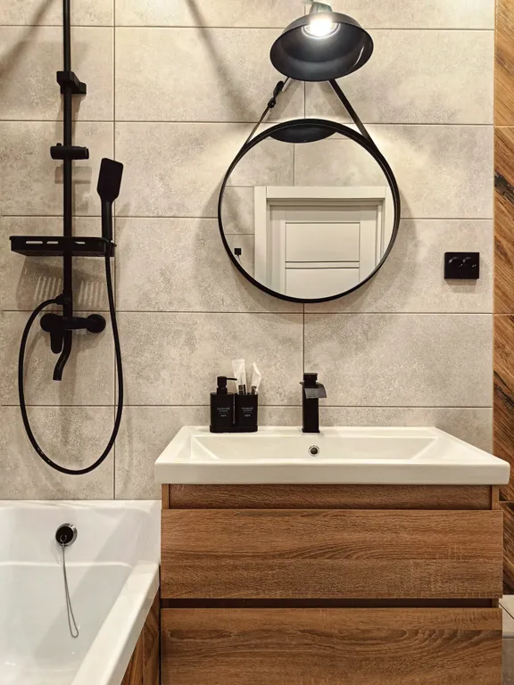 Светлая квартира рядом с ТЦ «Премьер» от Kravc Group