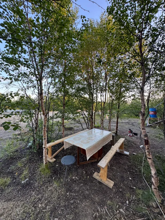 Уютный двухэтажный дом в окружении природы