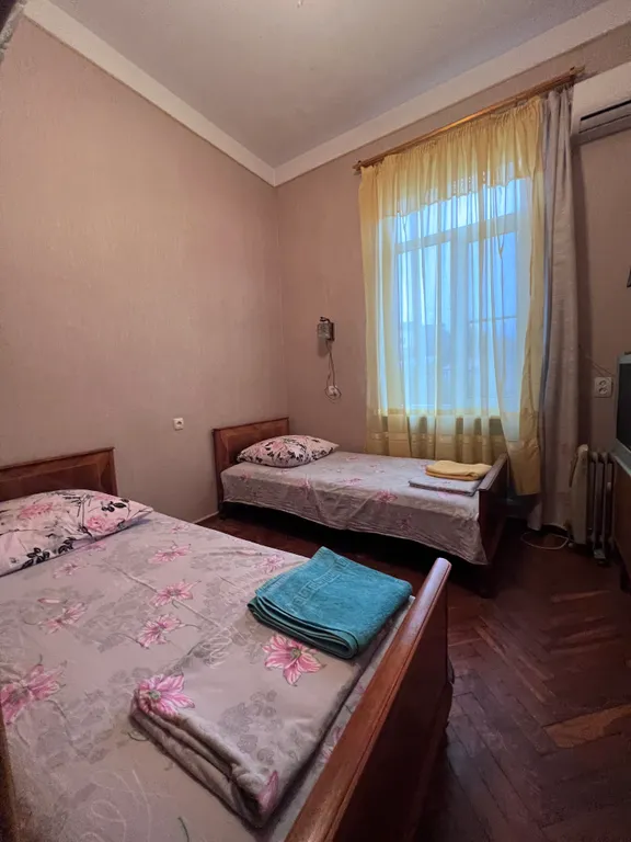 Коттедж Отличный дом — Сухум