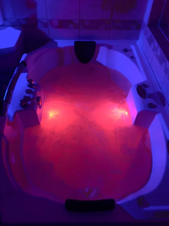 Апартаменты с Джакузи и видом на Парк