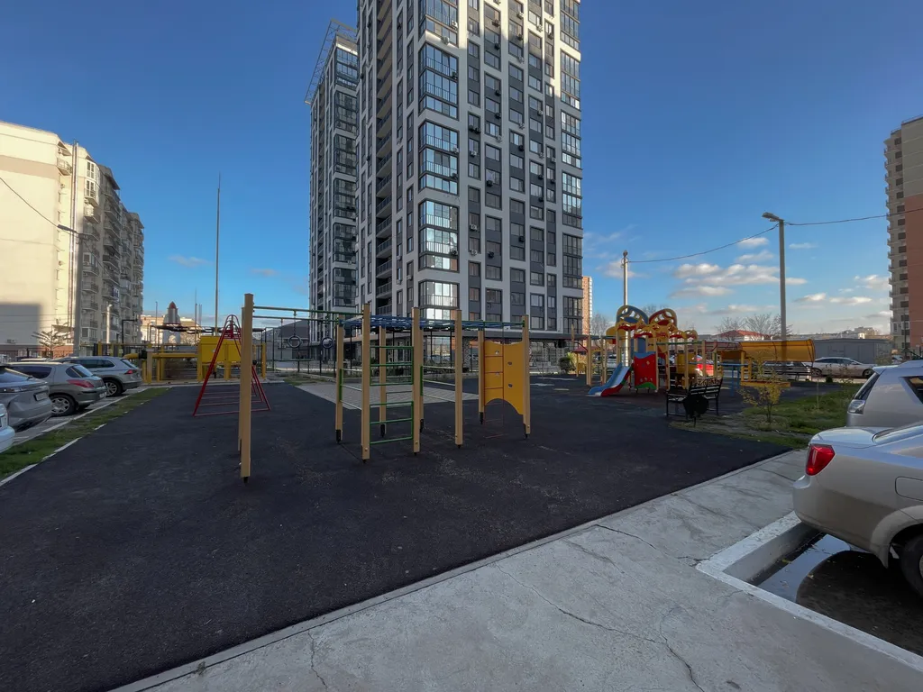 Квартира рядом с ТЦ и кинотеатром