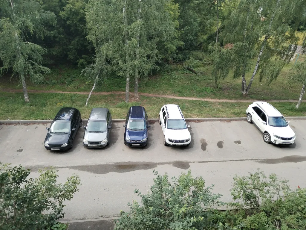 Уютная квартира, 2 остановки метро до центра, в тихой парковой зоне