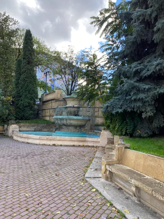 Новая студия вблизи с источниками в микрорайоне « курортный»