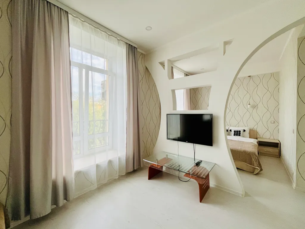 Студия УНИК АПАРТ на Кирова рядом с Парком Чудес