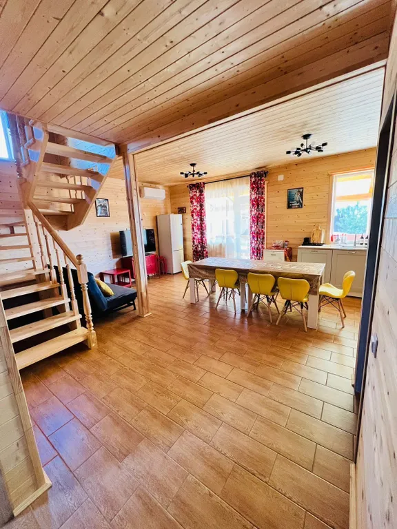 Дом на Горьковском море напротив спортивной базы Море спорта