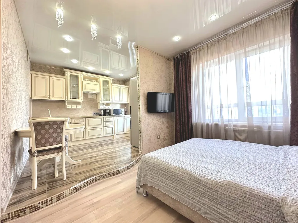 1-комнатная квартира-студия с балконом рядом с Кузбасс-Арена