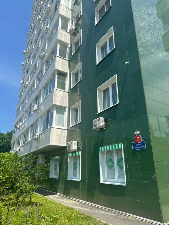 Квартира Квартира Студия в новом доме в лесном массиве, впервые после ремонта — Владивосток