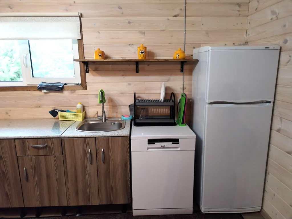 Коттедж Большой и уютный коттедж — Запорожское