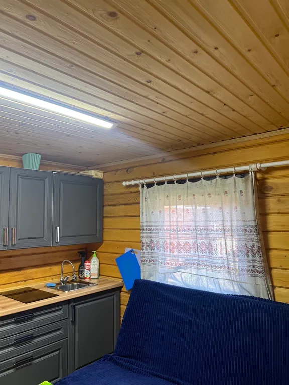 Дом с баней у озера