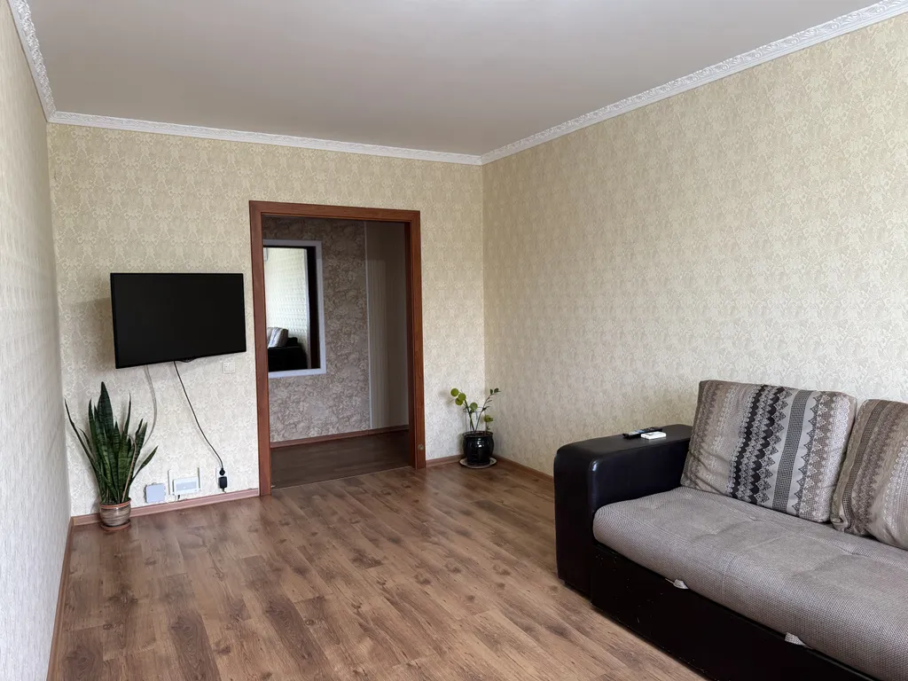 Квартира Просторная двухкомнатная — аренда посуточно в Павлодар