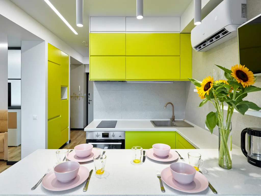 Двухкомнатная квартира на берегу моря