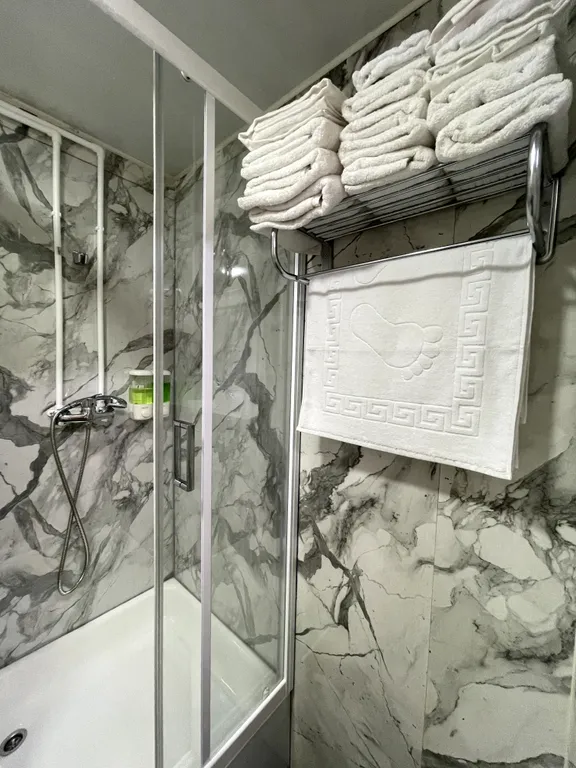 Домик у моря с чаном бухта