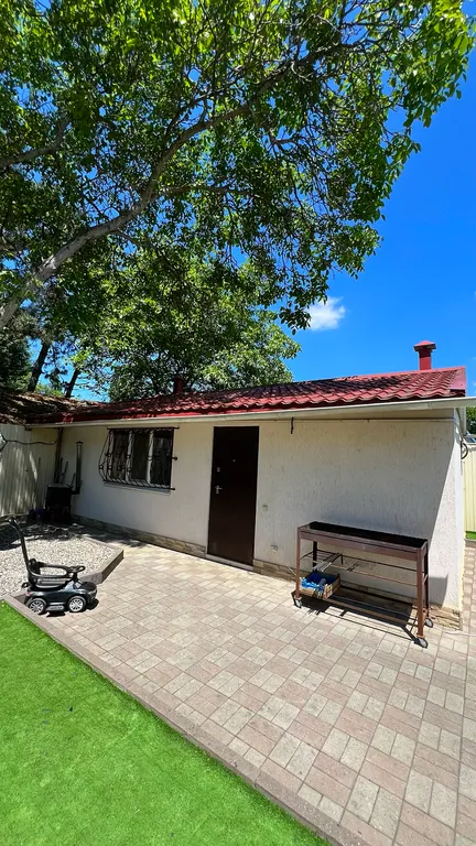 Шикарный дом в центре города с баней и бассейном