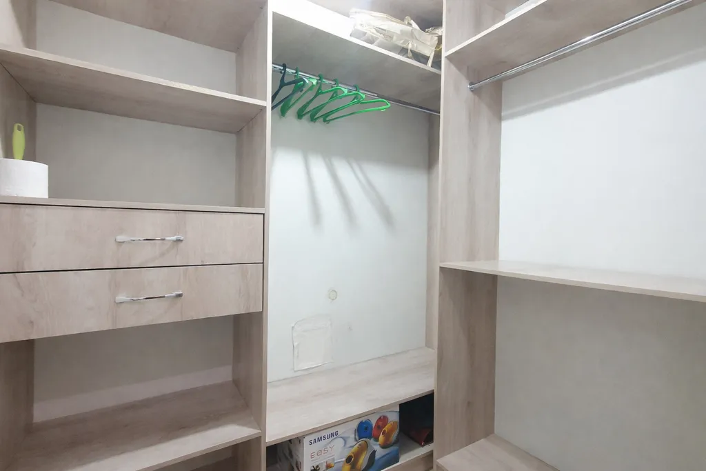 2-комнатная квартира в жк Лазурный квартал, центр