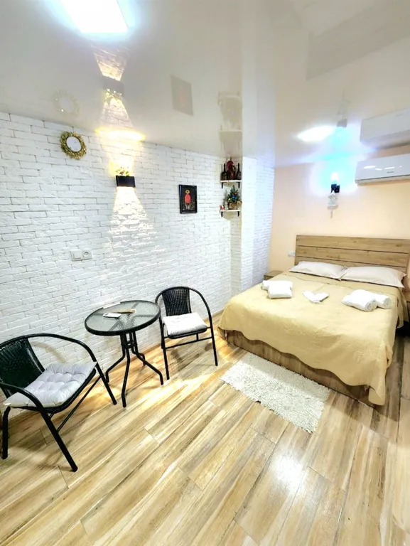 Квартира Уютная студия небольшая в центре старого города — аренда посуточно в Тбилиси