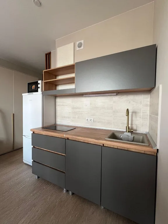 Студия у аэропорта