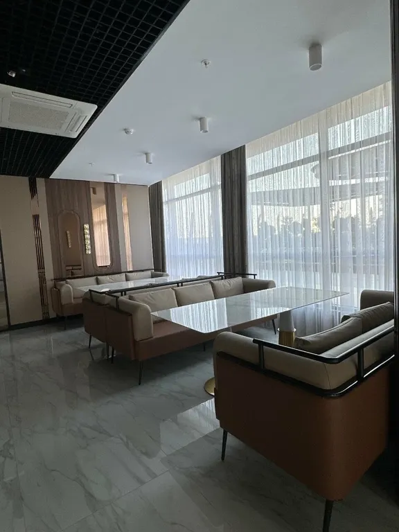 Уютная дизайнерская студия на 16 этаже в ЖК Modera Towers