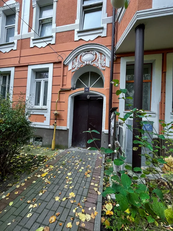 Квартира Уютная квартира в немецком доме в центре города и старинное пианино — Калининград