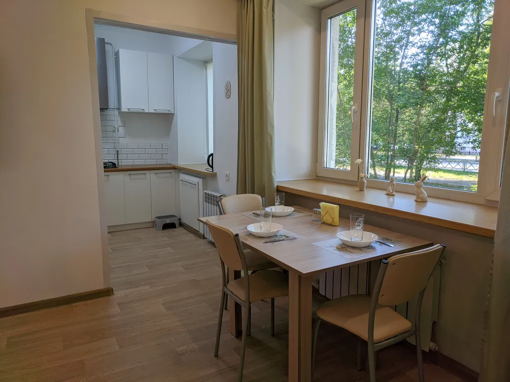 Обновленная двушка в центре