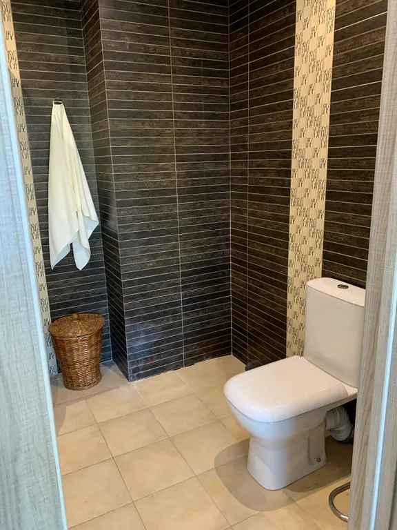 Коттедж Коттедж Семейный таунхаус с двориком, BBQ в курортном поселке — Пляхо