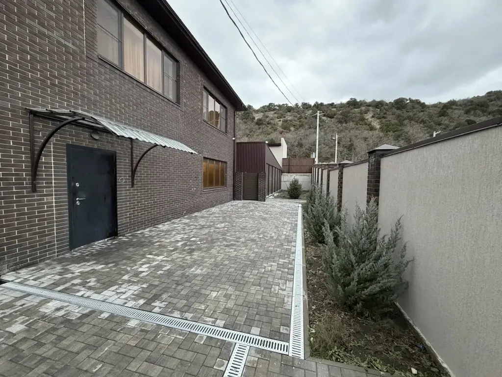 Дом в Сукко