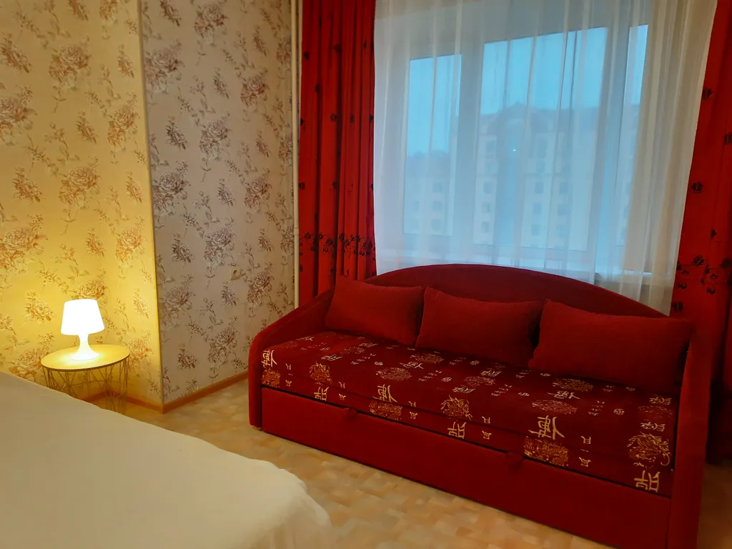 Уютная квартира в самом центре Сургута на проспекте Ленина 50