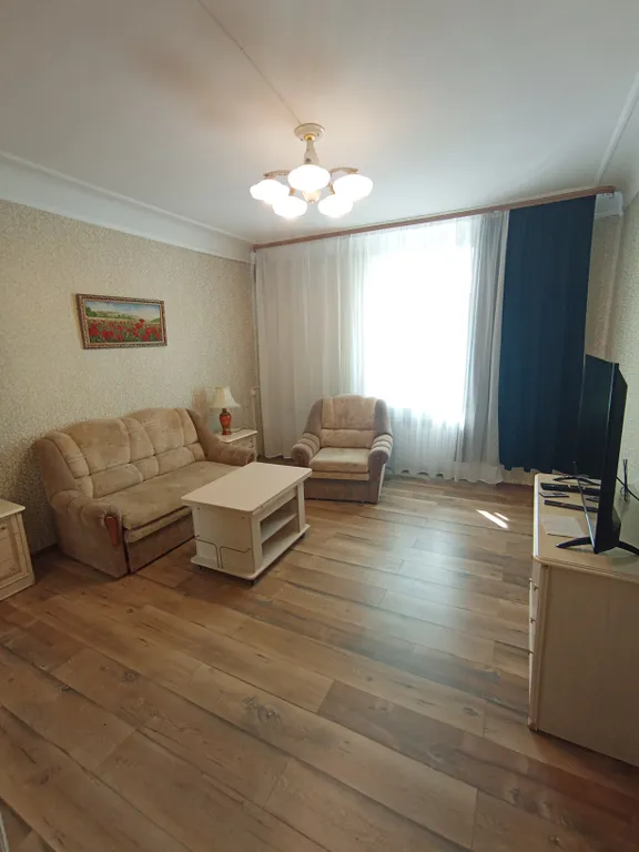 Уютная, бюджетная 2-комнатная квартира в центре города, 2 спальни