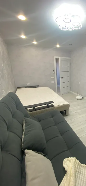 Уютная, светлая двухкомнатная квартира рядом с парком Поддубного