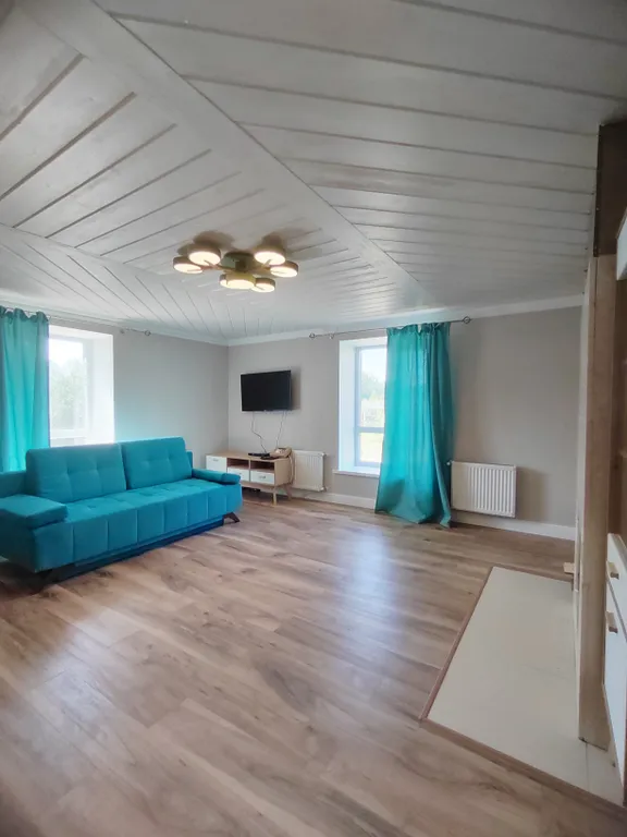 Дом коттедж с дизайнерским ремонтом