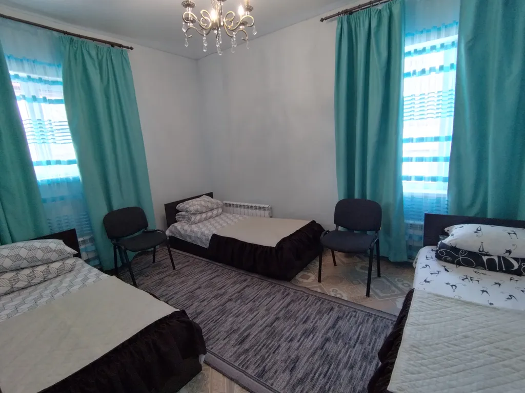 Гостевой дом Светлячок в тихом районе города Старый Оскол