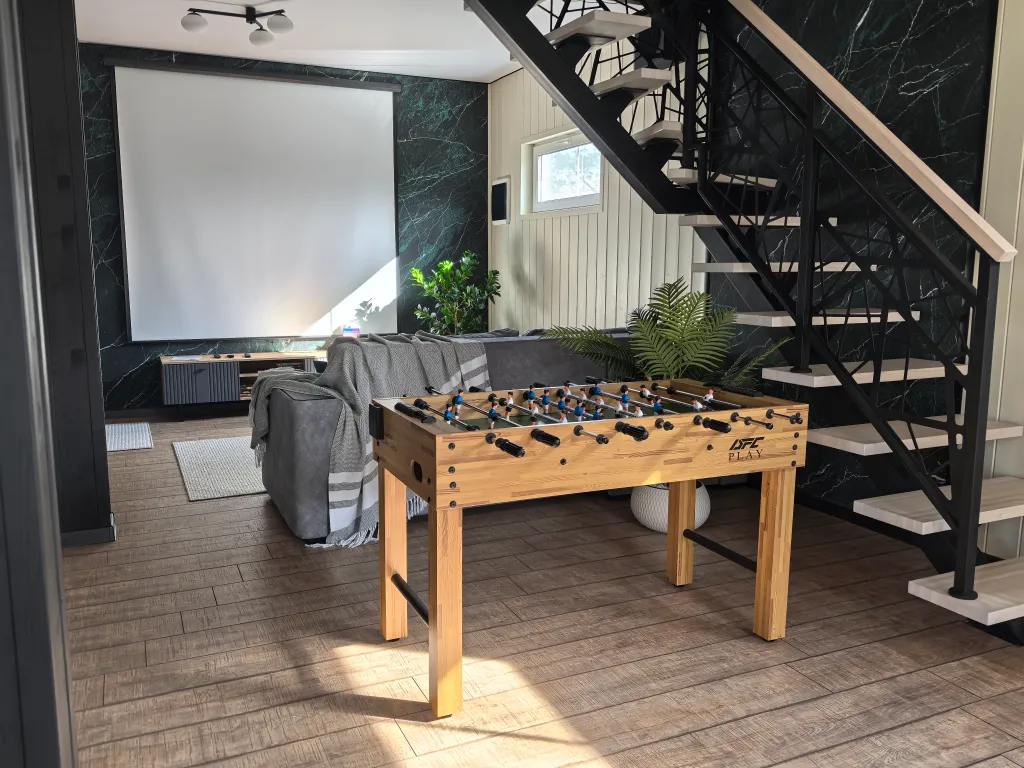 Дом с кедровой баней и термо-бассейном