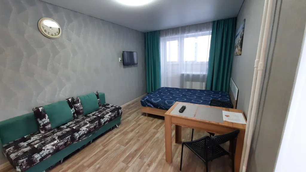 Студия возле гипермаркета Лента