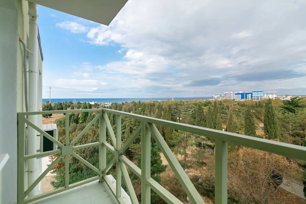 Просторный двухкомнатный апартамент