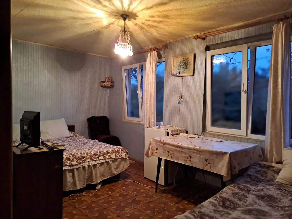 Комната с видом на море