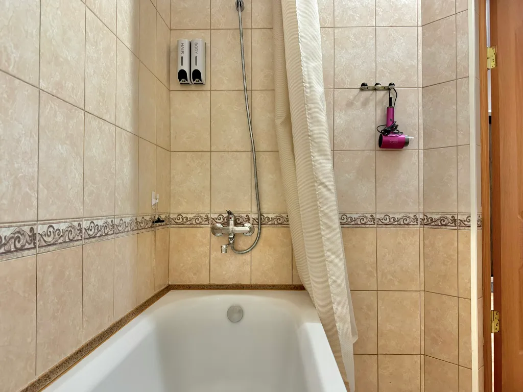 Квартира 3-комнатная Квартира — Калининград