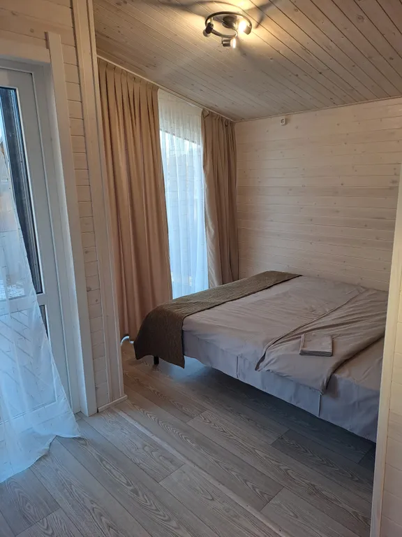 Гостевые домики с бассейном