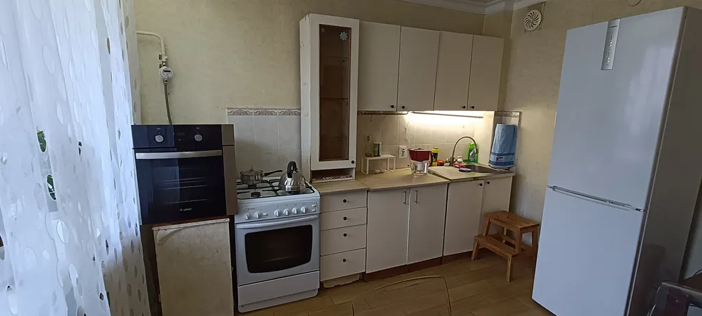 Однокомнатная квартира, недалеко от лимана, с большой кухней