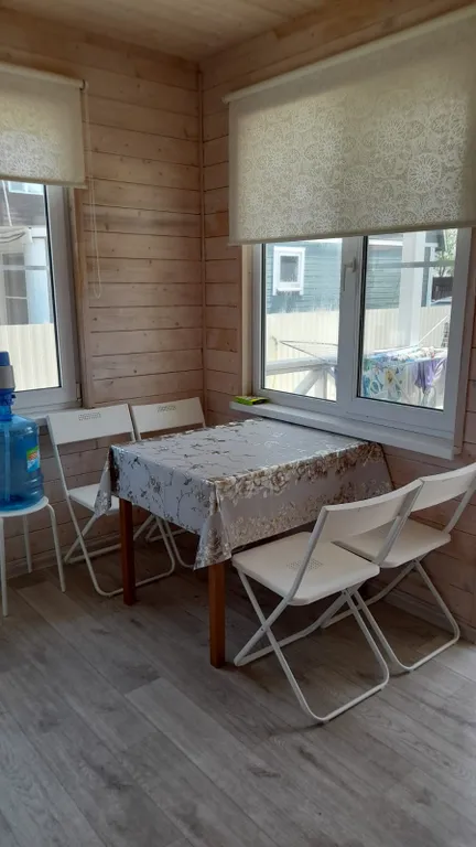 Коттедж с собственной территорией, большой беседкой и мангальной зоной