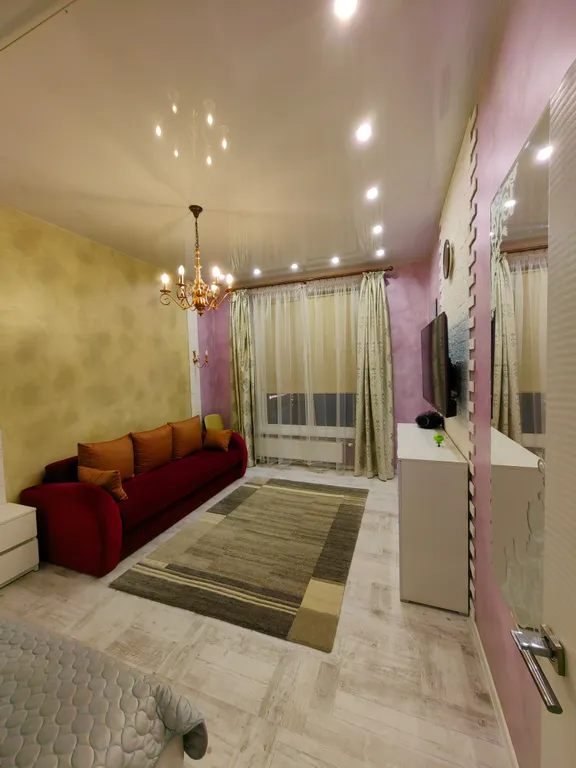 Квартира Апартаменты в курортном центре города с видом на озеро — аренда посуточно в Светлогорск