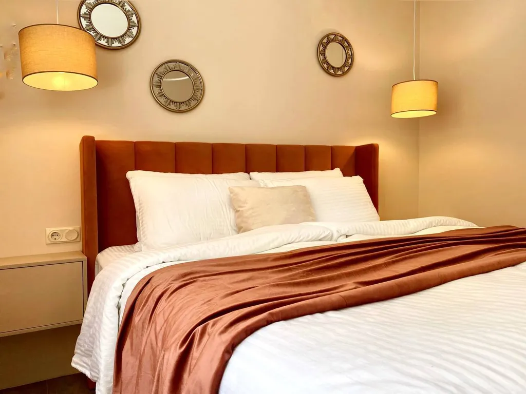 Дизайнерская 2-к квартира с французским балкончиком — аренда посуточно в Туапсе