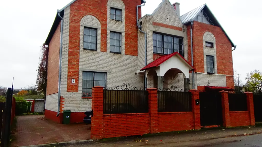 Уютный 4-комнатный гостевой домик в центре Бреста