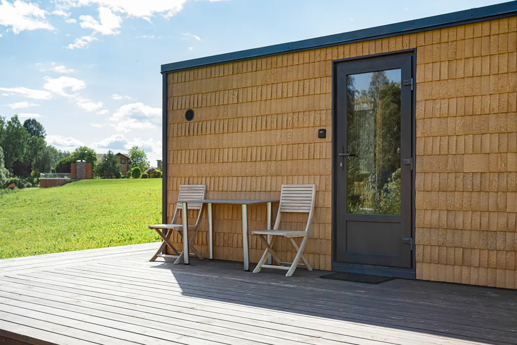 Домик с видом на реку