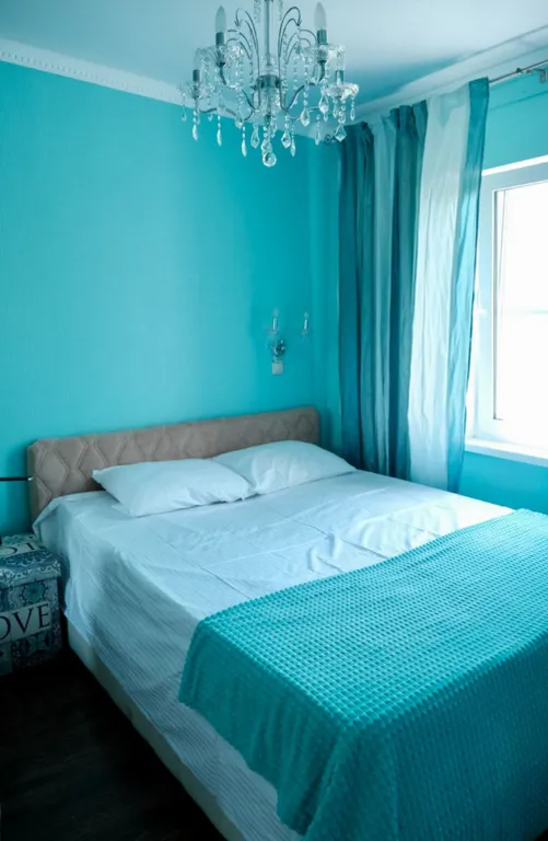 Половина дома с отдельным входом, с садом на берегу Чёрного моря