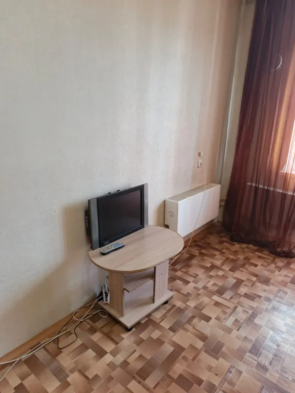 Ленинский район, каштак. Спортивные комплексы, учебные заведения, тц