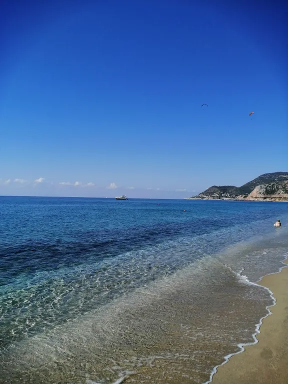 Сразу у моря уютные апартаменты!