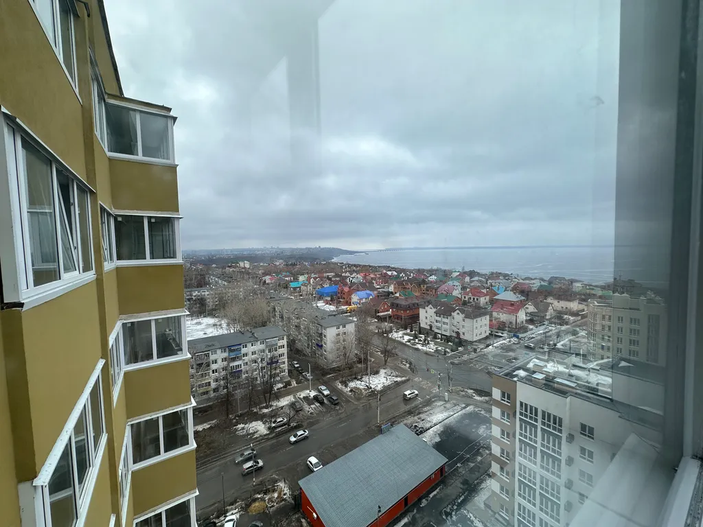 Уютная студия с видом на волгу