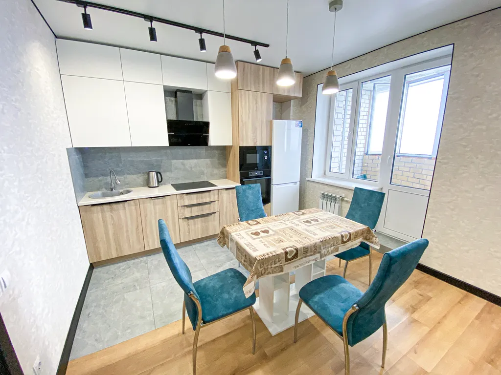 Шикарная евродвушка с красивым видом из окна