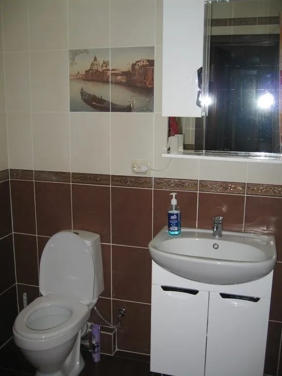 2 комнатная квартира рядом с Атоммашем